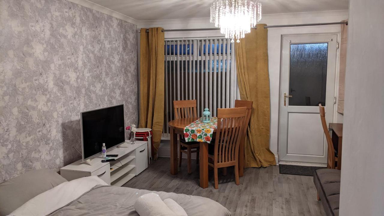 Glasgow Calton House Екстер'єр фото